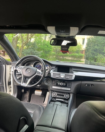 Mercedes-Benz CLS cena 86000 przebieg: 235000, rok produkcji 2011 z Warszawa małe 277